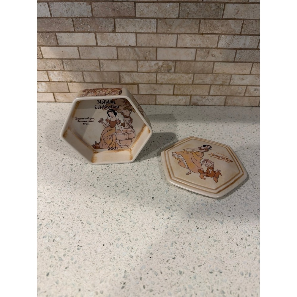 Snow‎ White Seven Dwarfs Jewelry Box NIB